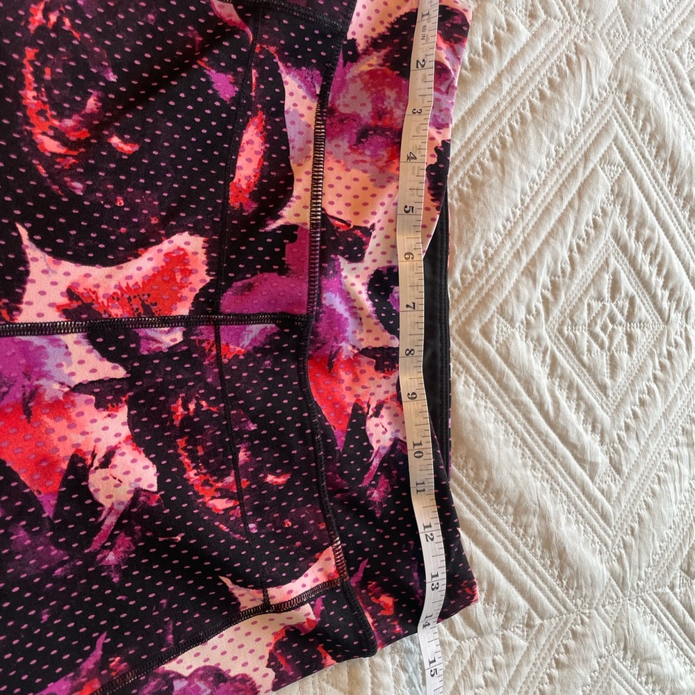 Calvin Klein Black and Pink Activewear - Picture 5 of 12